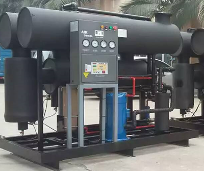 100立方(fāng)冷凍式幹(gan)燥機