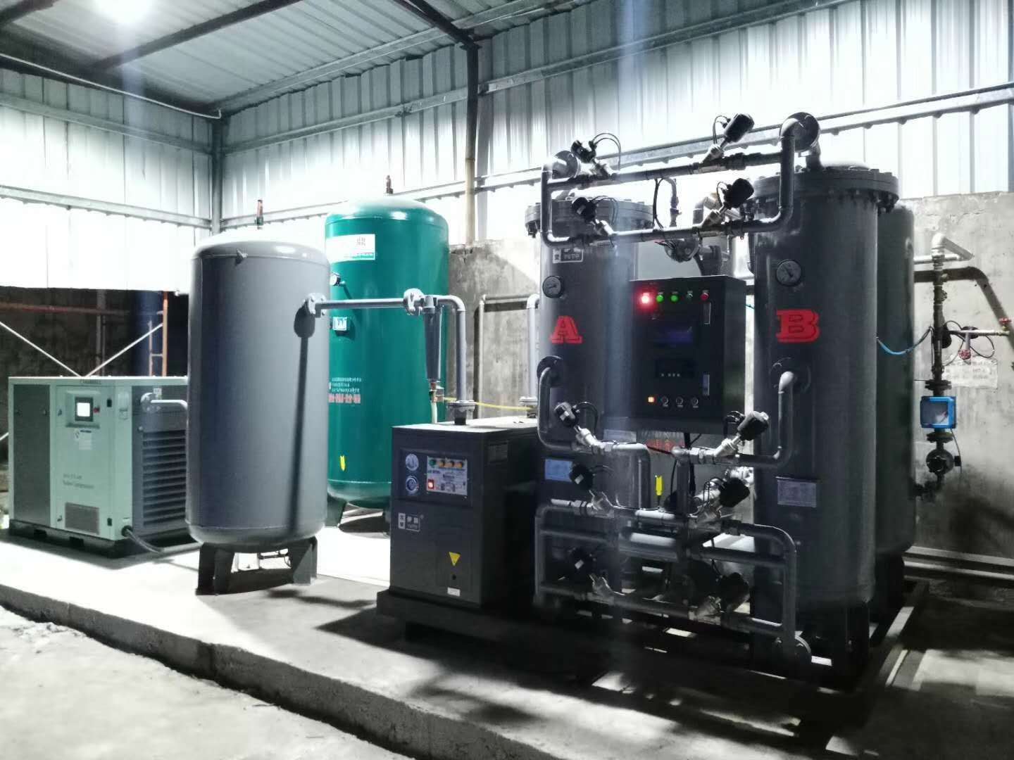 SMT用戶150立方，純度(dù)99.99%制氮機使用現場(chang)